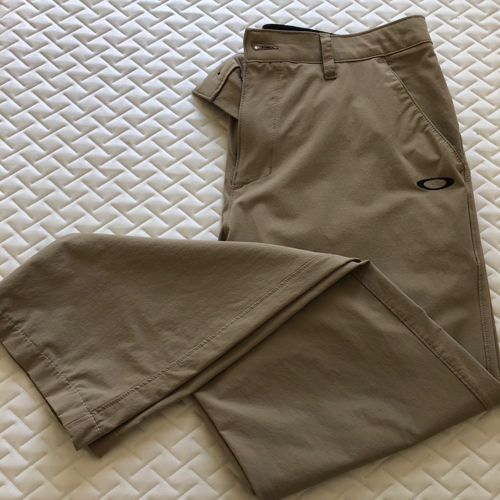Pro Stretch Oakley pants. 33x30